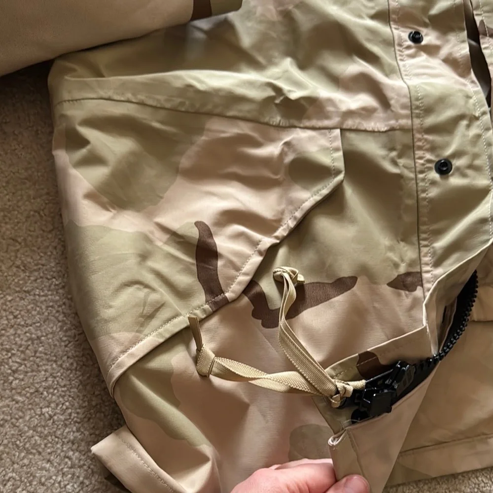 Men’s Camouflage Hooded Jacket - Picture 2 of 7